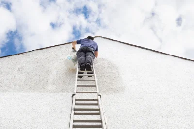 Peinture extérieure à la Baconnière — façades et ravalement
